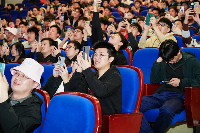 BLG助力高校学子逐梦电竞圈2024高校电竞挑战赛上海站开战！(图3)