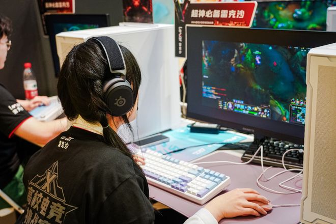 im电竞华东校园电竞一哥是他们！雷克沙2024高校挑战赛上海站决赛现场报道(图12)