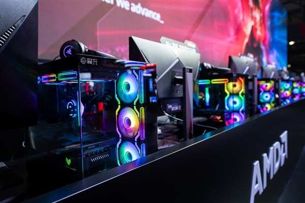 im电竞网站完美世界Major2024指定！AMD锐龙7800X3D闪耀Chinajoy2024(图9)