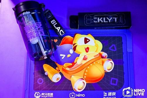 im电竞ChinaJoy2024逐夜展台闪耀登场联名电竞椅惊艳亮相(图16)