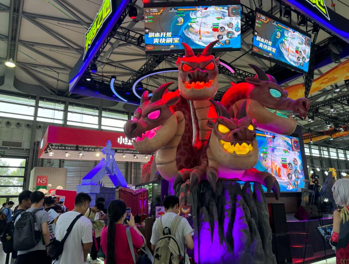 im电竞《英勇之地》2024ChinaJoy首秀!巨有料大不同手游首启DEMO试玩(图3)
