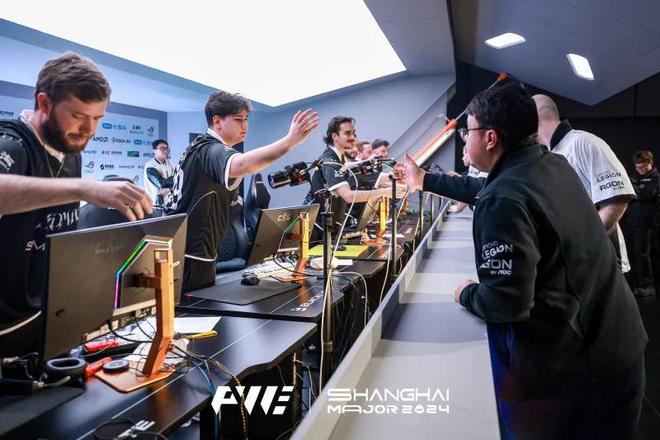 im电竞CSMajor2024外设更换风波：突破传统和极限才是真正的电竞精神(图6)