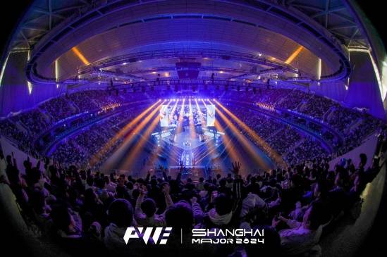 上海：中国的电竞福地！完美世界CS与DOTA2闪耀世界东方im电竞网站(图4)