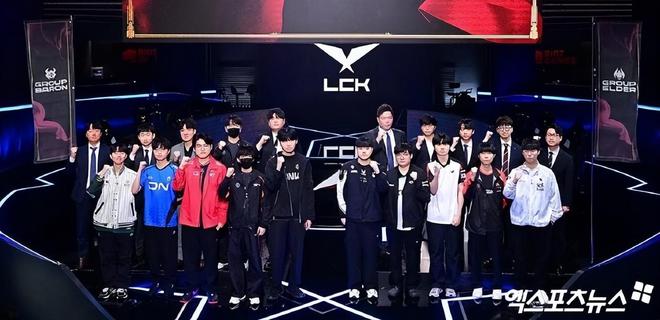 im电竞平台网站无虎牙转播LCK韩国人血亏！RNG史一辅回归加入WBG联手老队友(图3)