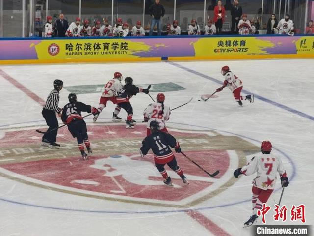 中国女子冰球职业联赛总决赛落幕深圳昆仑鸿星队卫冕总im电竞冠军(图2)