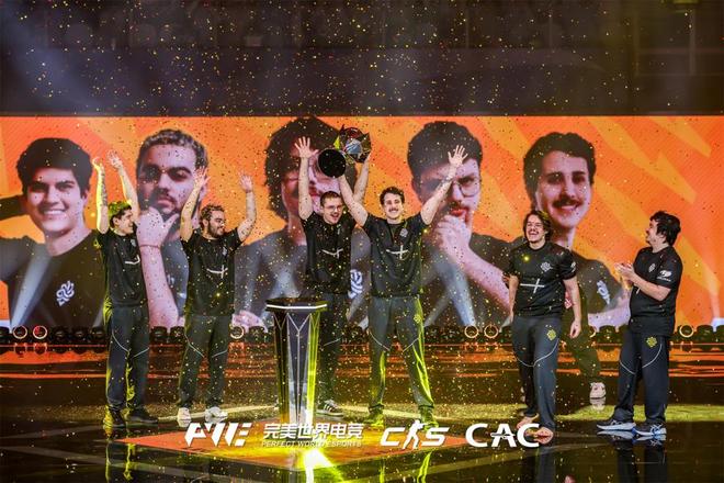 CS顶级赛事点燃“电竞之都”上海im电竞(图1)