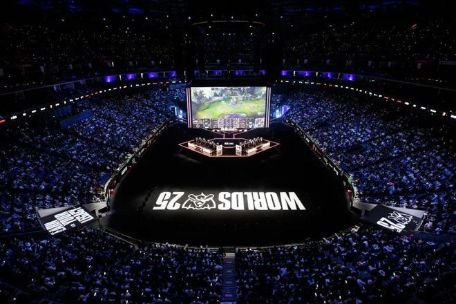 争者留其名绿茵场与电竞im电竞网站峡谷的精神交融(图1)