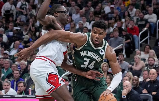 预定赛季十佳扣篮却空砍38分字母哥有苦难言im电竞教练组卧龙凤雏(图2)