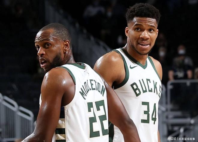 联盟最强天赋!纯粹的四打六!米德尔顿现在到底有多抽象?im电竞网址(图6)