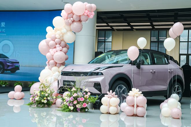 从0到im电竞平台网站30万领克06以持续进化之力定义精致出行新范式(图5)