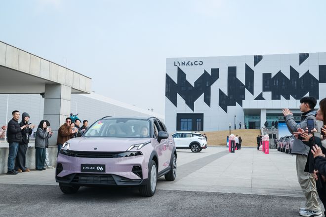 从0到im电竞平台网站30万领克06以持续进化之力定义精致出行新范式(图9)