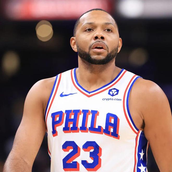 场均5分！35im电竞网站岁的二登哥为何断崖下滑？(图7)