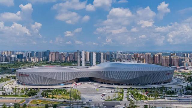 im电竞甲A级!五粮液文化体育中心获得中国电竞场馆最高级别评定(图2)