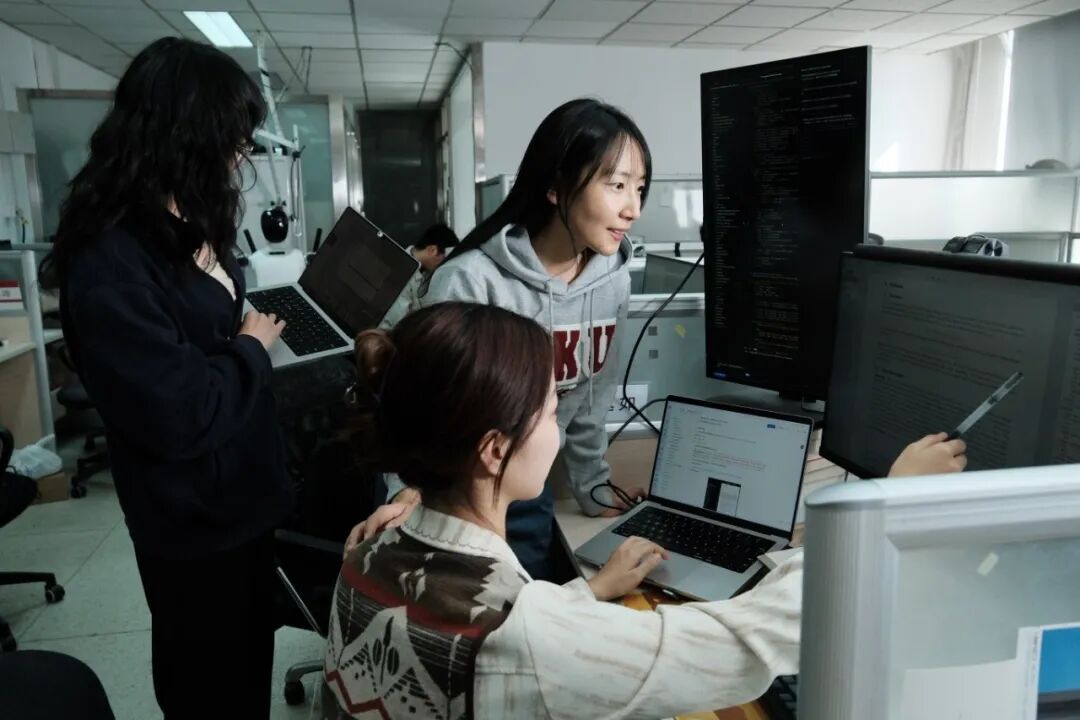 仉尚航:一夜站票来北大的女孩17年后成为im电竞AI科学家(图7)